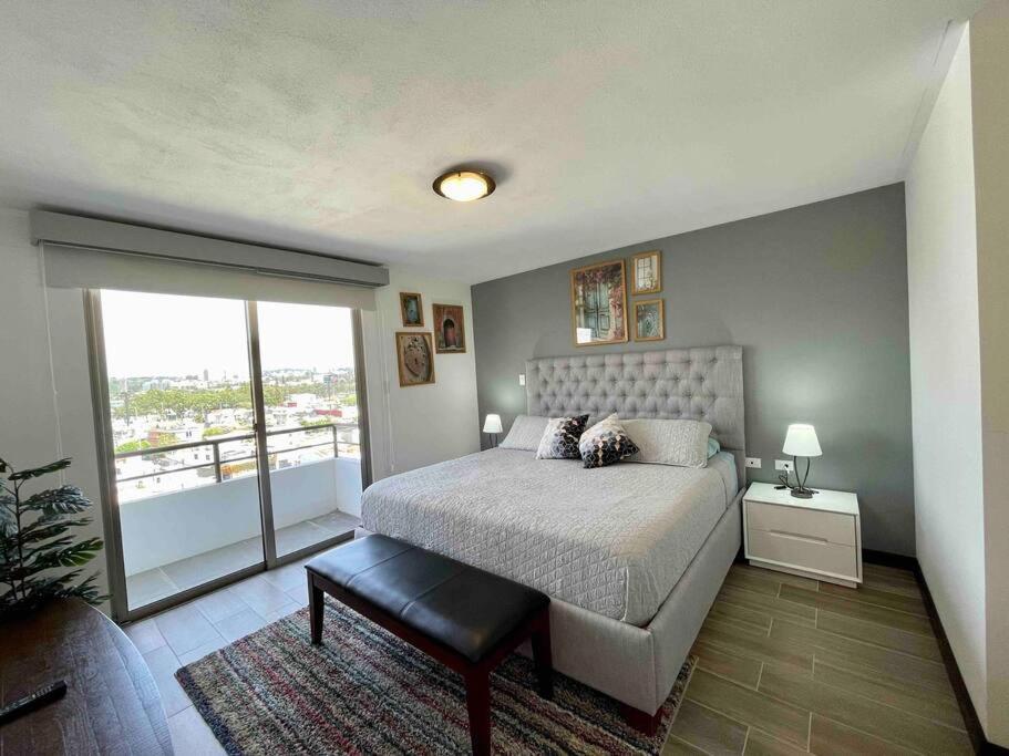 Lovely 2 Bedroom Rental Unit With Free Parking Guatemala Exterior foto